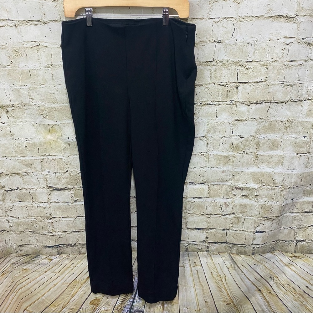 Chicos Black Side Zip Stretch Waist Ankle Pants